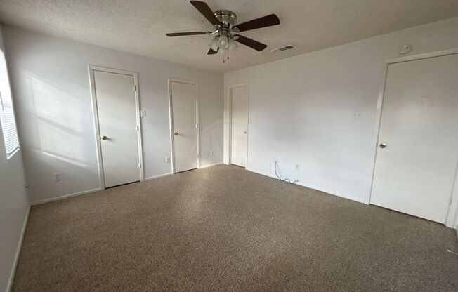 3 beds, 2 baths, $1,325