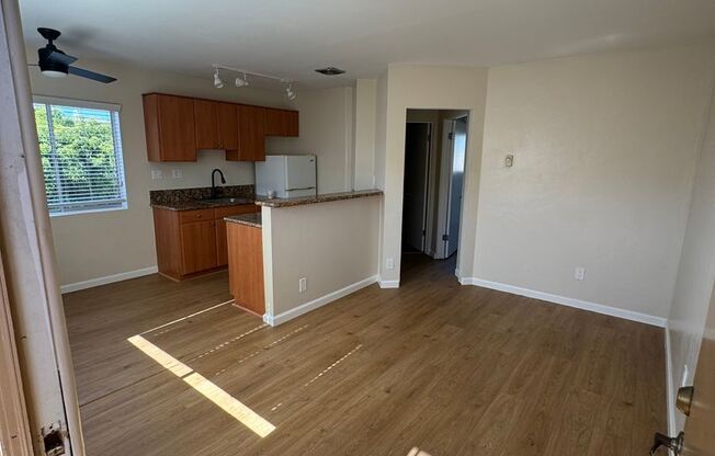 1 bed, 1 bath, $2,050