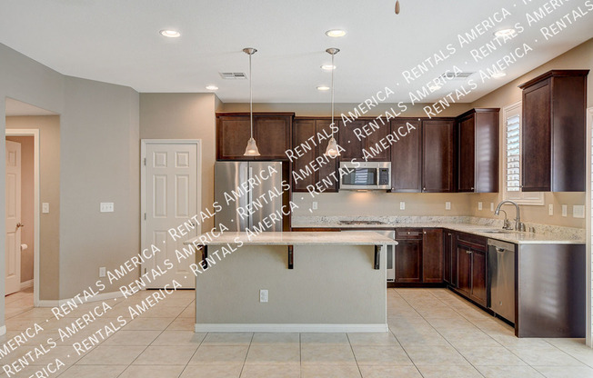 5669 BISHOP FLOWERS ST