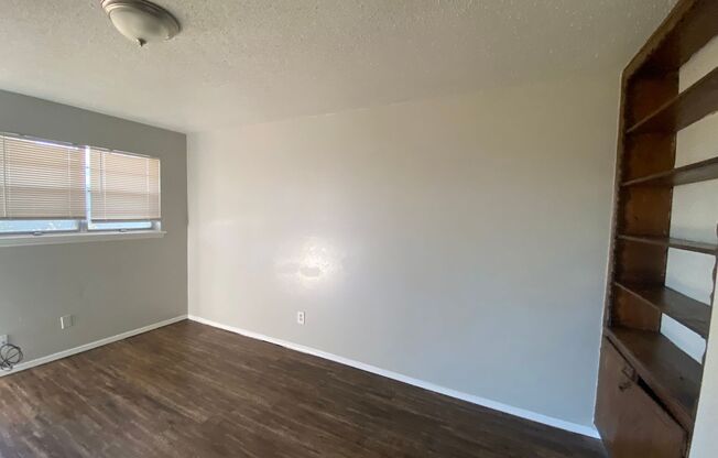 1 bed, 1 bath, $600, Unit 3