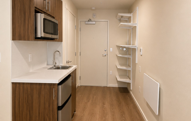 Studio, 1 bath, 175 sqft, $1,195, Unit 409-MFTE