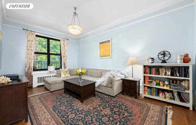 117 SEAMAN AVE