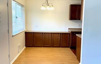 1 bed, 1 bath, 560 sqft, $1,295, Unit Unit #8