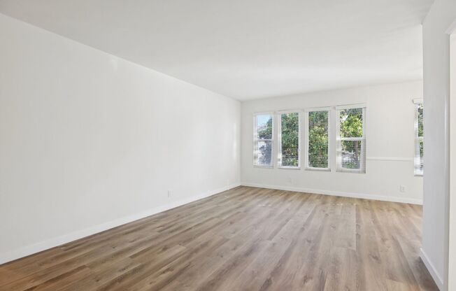 1 bed, 1 bath, 687 sqft, $2,095, Unit #16