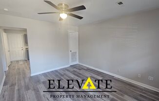 2 beds, 1 bath, 742 sqft, $999, Unit 2-15