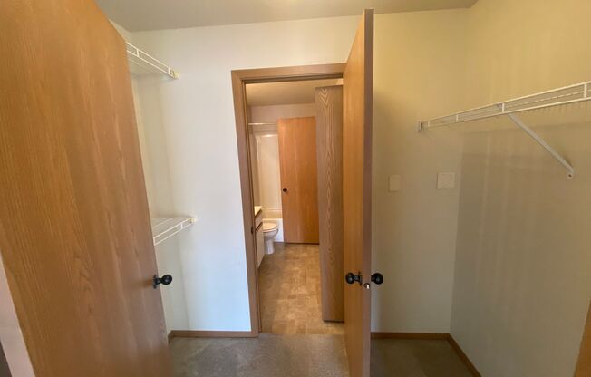 1 bed, 1 bath, 725 sqft, $935, Unit 315S