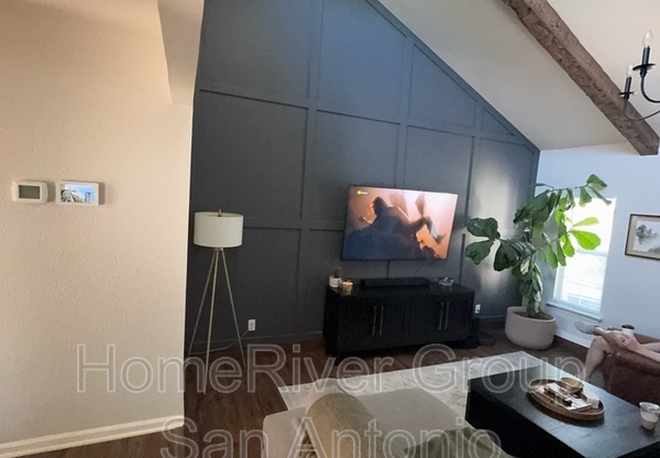 6106 ROYAL SUN ST