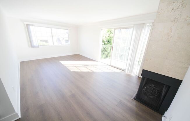 415 Venice Apartments, LLC