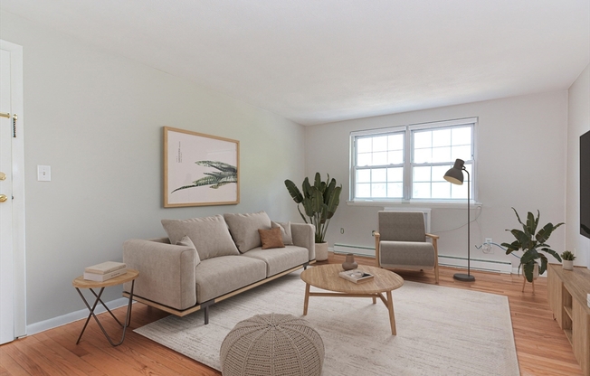 4 Colonial Village Dr 11