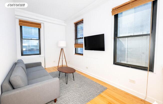 1 bed, 1 bath, 756 sqft, $4,300, Unit 10A