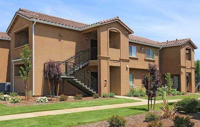 Greystone Apartments in Fresno, California