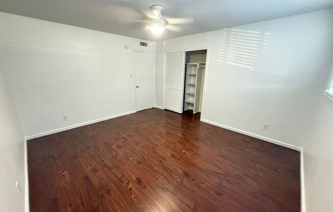 2 beds, 1 bath, 954 sqft, $1,600, Unit RRO-110