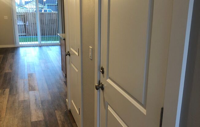 3 Bedroom 2.5 Bath with Attached Garage