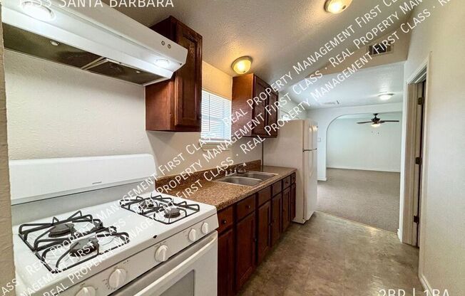1333 SANTA BARBARA ST