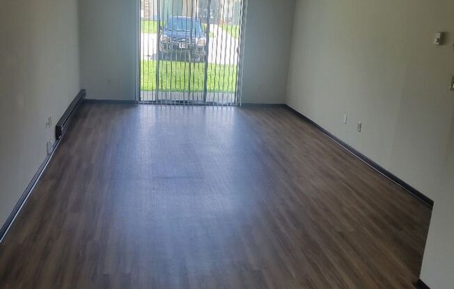 1357 Meadowcreek Dr.