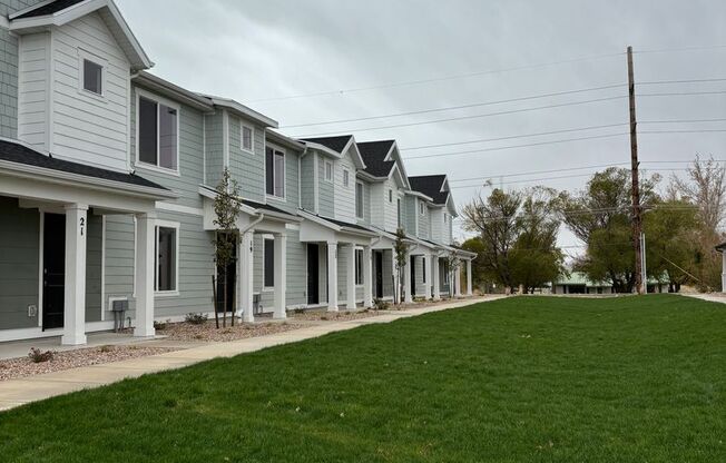 Brand New Townhome in Saratoga Springs