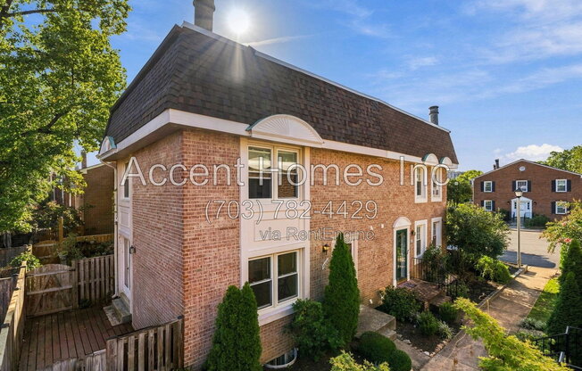 2 beds, 2.5 baths, 1,452 sqft, $3,400