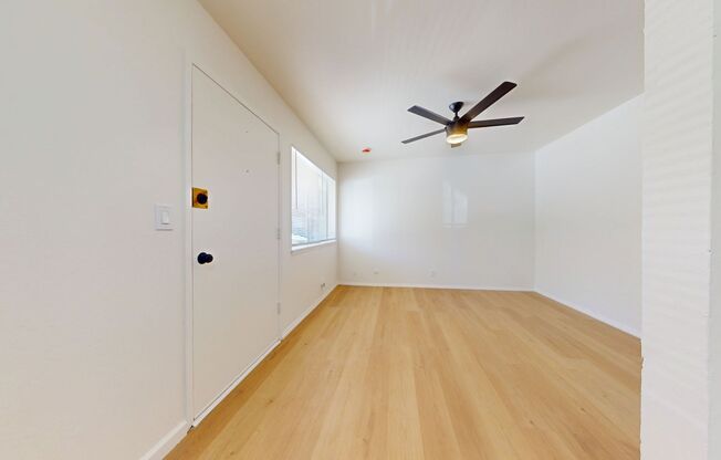1520 Castro St