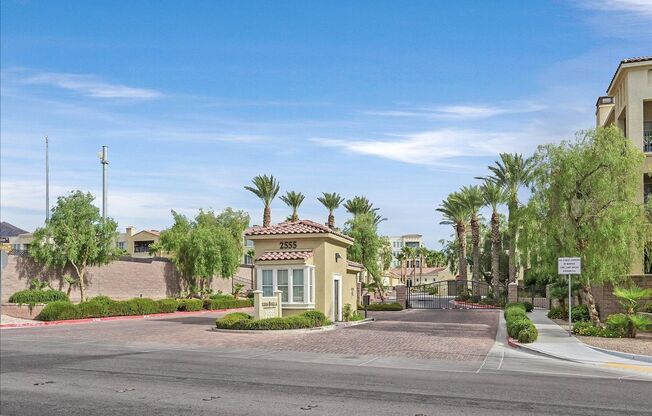 2 beds, 2 baths, $2,100