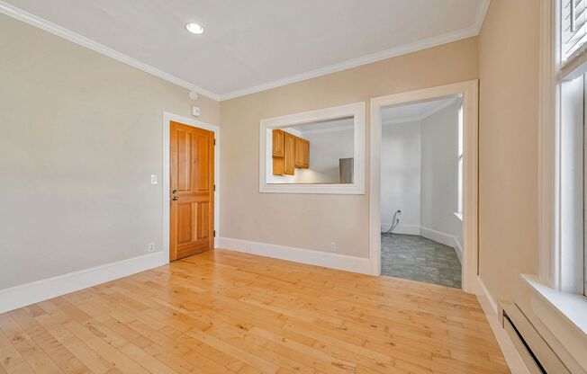 435 Hayes Street Apartments*