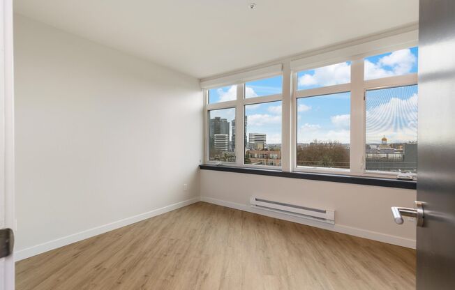 2 beds, 2 baths, 886 sqft, $3,545, Unit 401