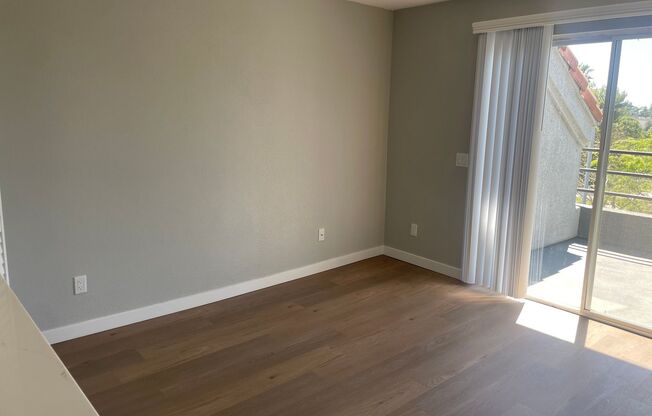 1 bed, 1 bath, 495 sqft, $2,730, Unit B-309