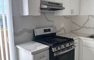 950 Bishop Apartments