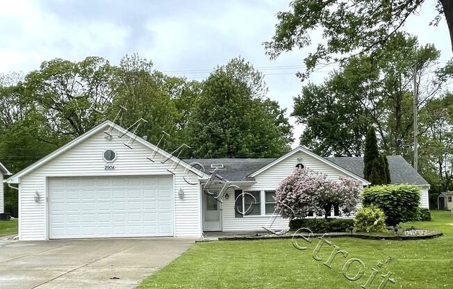 SPACIOUS RANCH in ROCHESTER HILLS