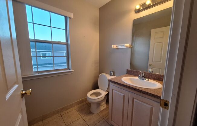 2 beds, 2.5 baths, $1,999