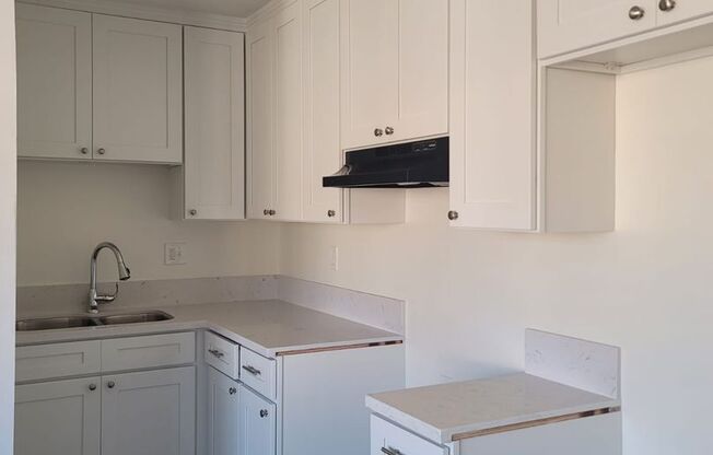 Studio, 1 bath, 265 sqft, $1,350, Unit 304