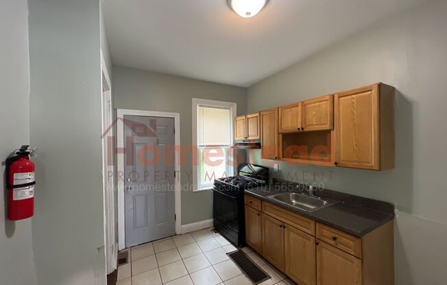 2 beds, 1 bath, $1,000