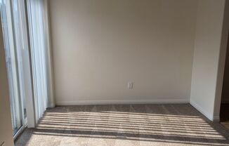 2 beds, 2 baths, $1,400, Unit C