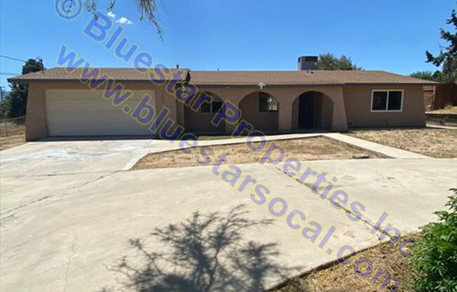 Just listed in Hesperia!!!