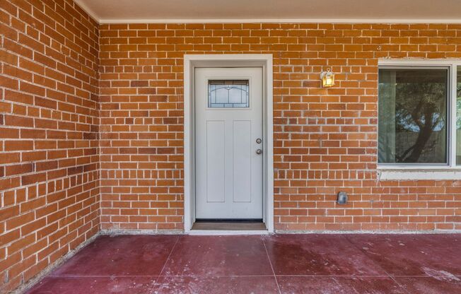 Adorable Brick home near UA