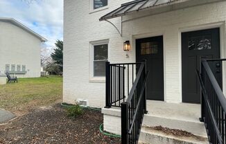 Newly Renovated 2 Bedroom 1 Bath Townhomes in Downtown Greenville