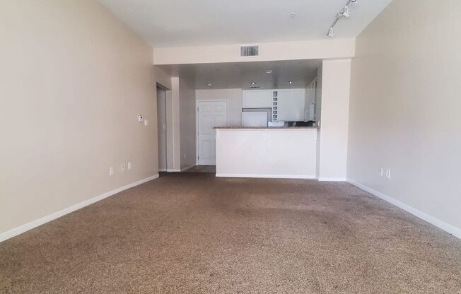 1 bed, 1 bath, 700 sqft, $2,400, Unit #110