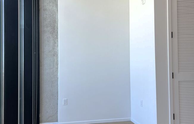 Studio, 1 bath, 354 sqft, $2,495, Unit 805