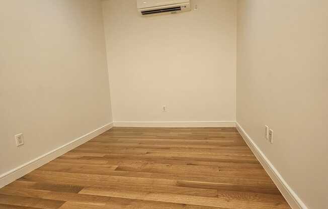101 BEDFORD AVE