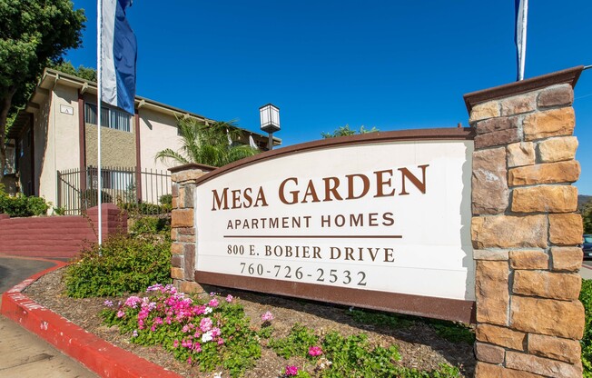 2 beds, 2 baths, 1,000 sqft, $2,700, Unit D007