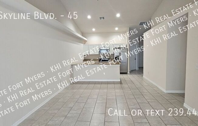 2833 SKYLINE BLVD