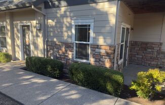 1 bed, 1 bath, 742 sqft, $1,695, Unit #102