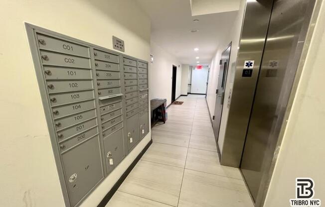 3 beds, 1 bath, $4,850, Unit 2B