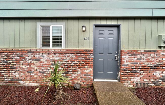 Canby Gardens Townhomes