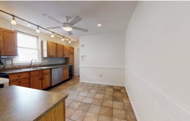 5 Seagrave Rd 2