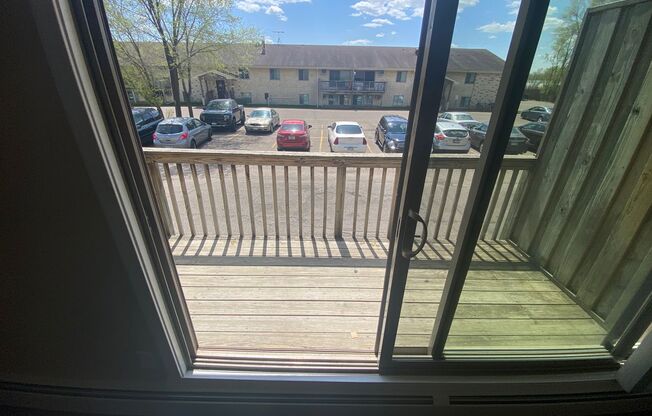 2 beds, 1 bath, 850 sqft, $1,199, Unit 201