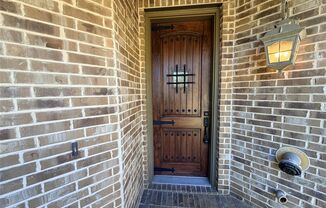 2 beds, 2.5 baths, $2,575