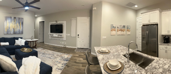 9506 S 41 DR