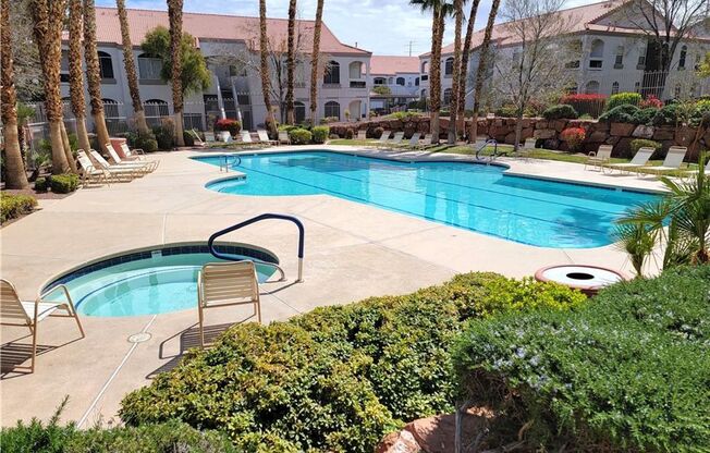 3 beds, 2 baths, $1,445, Unit # 4822