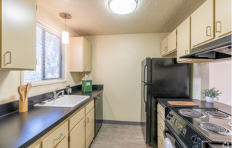 1 bed, 1 bath, $1,472, Unit 0116