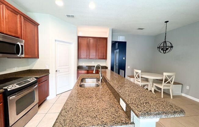 Stunning 3/2.5 Windermere Townhome